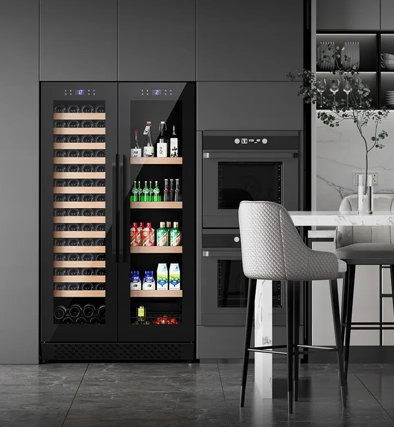 Stor vinkj�ler for 60 flasker og 218 bokser | Eksklusivt design med doble temperatursoner | 365 L