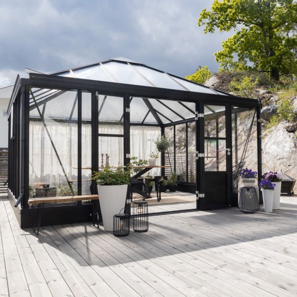 Orangeri og vinterhage 19,2m² | Firkantet premium drivhus Orangeri og vinterhage 19,2m² | Firkantet premium drivhus