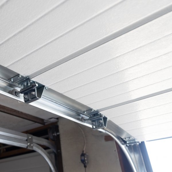 Garasjeport Skyvedr med fjernkontroll | 2,4m bred