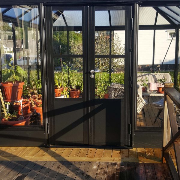 Orangeri og vinterhage 19,2m² | Firkantet premium drivhus Orangeri og vinterhage 19,2m² | Firkantet premium drivhus