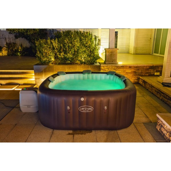 Oppbl�sbart spabad 7 personer | 201 � 201 � 80 cm | Maldives HydroJet PRO | Bestway 6001U