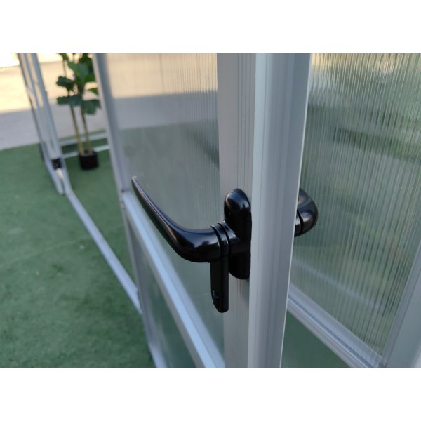 Drivhus 18m² Premium | Ekstra høy takhøyde | 6mm kanalplast Drivhus 18m² Premium | Ekstra høy takhøyde | 6mm kanalplast