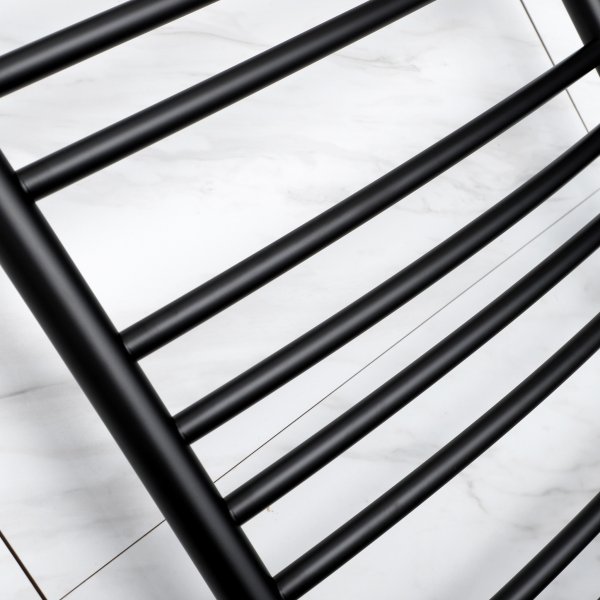 Elektrisk håndklestativ 52x126x12,5cm | 9001 | Svart Elektrisk håndklestativ 52x126x12,5cm | 9001 | Svart