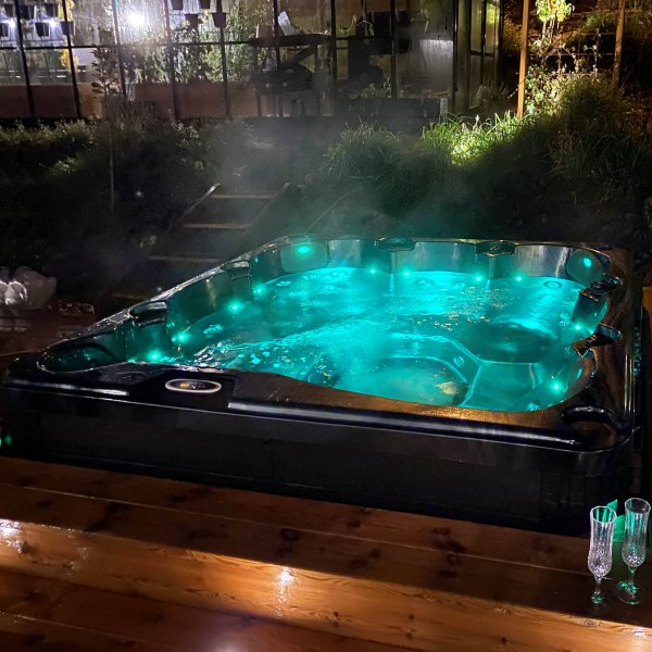 Spabad - Poseidon Blackline Spabad - Poseidon Blackline