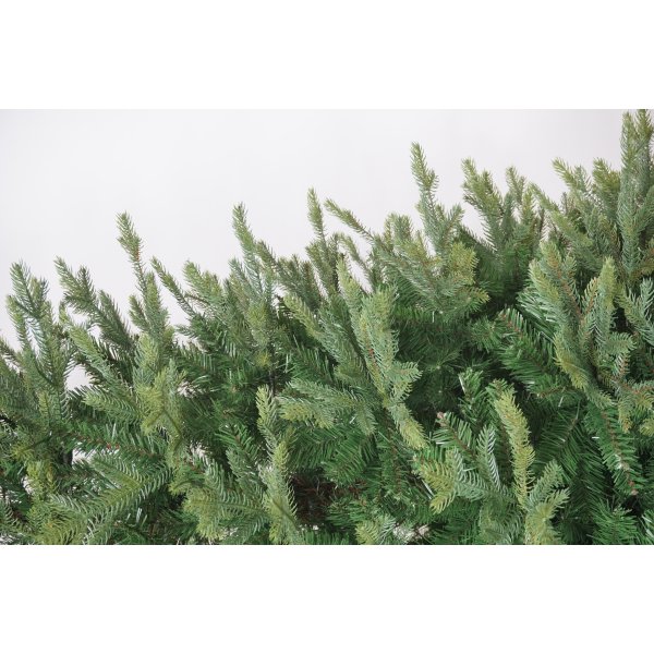 Kunstig juletre | 240 cm | 5 020 grentupper | PE/PVC