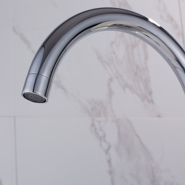 Frittstående badekarsbatteri - gulvmodell FD-2207 Frittstående badekarsbatteri - gulvmodell FD-2207