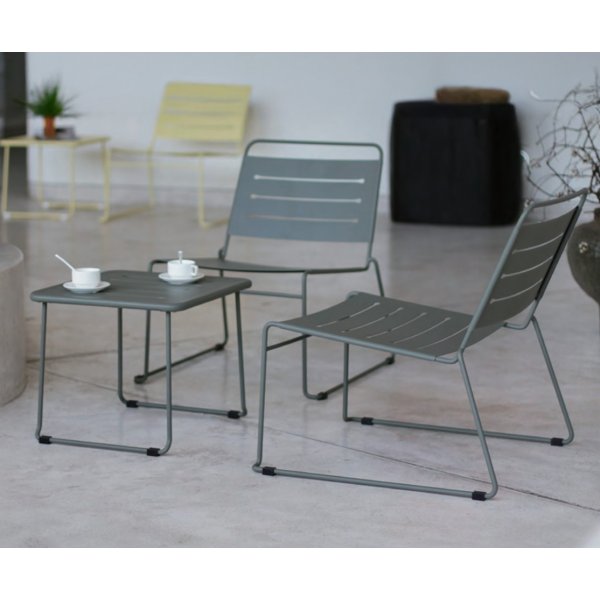 Cafésæt i stål | Olivengrønt balkongsett | Små uteplasser | Hjalmar Cafésæt i stål | Olivengrønt balkongsett | Små uteplasser | Hjalmar