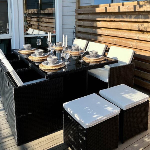 Spisegruppe utemøbler | 10 sitteplasser | Kunstrotting Spisegruppe utemøbler | 10 sitteplasser | Kunstrotting