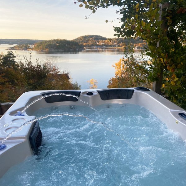 Spabad Relaxio - 4 personer | Lyfco