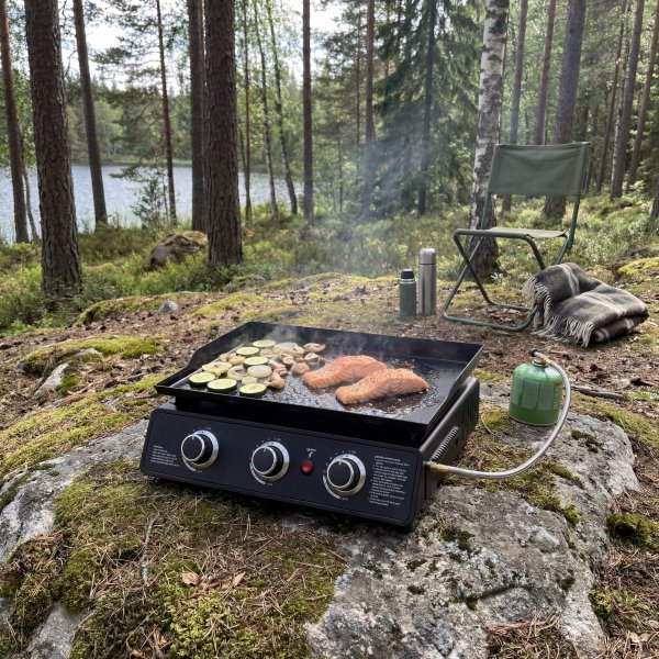 Portabel stekehelle | Stekebord med 3 brennere for enkel og fleksibel grilling | CampMate