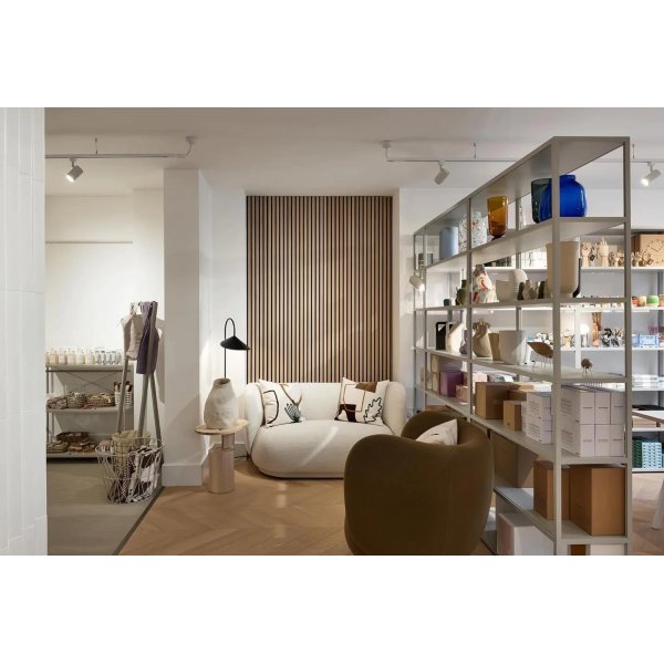 Trelamell Akustikkpaneler | 2400x600x21mm | Hvit Eik Trelamell Akustikkpaneler | 2400x600x21mm | Hvit Eik