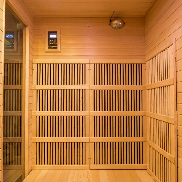 Infrarød sauna - 4 personer | Full høyde 210cm | Løyly Infrarød sauna - 4 personer | Full høyde 210cm | Løyly