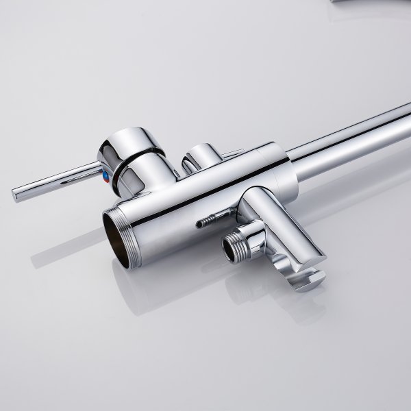 Frittstående badekarsbatteri - gulvmodell FD-2207 Frittstående badekarsbatteri - gulvmodell FD-2207