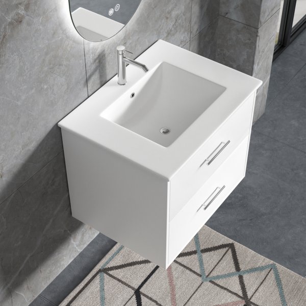 Baderomsmøbel | 60cm | LED speil | Blandebatteri og beslag i messing Baderomsmøbel | 60cm | LED speil | Blandebatteri og beslag i messing