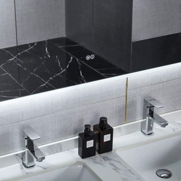 Baderomsspeil | LED-belysning og berøringsstyrt dimmer Baderomsspeil | LED-belysning og berøringsstyrt dimmer