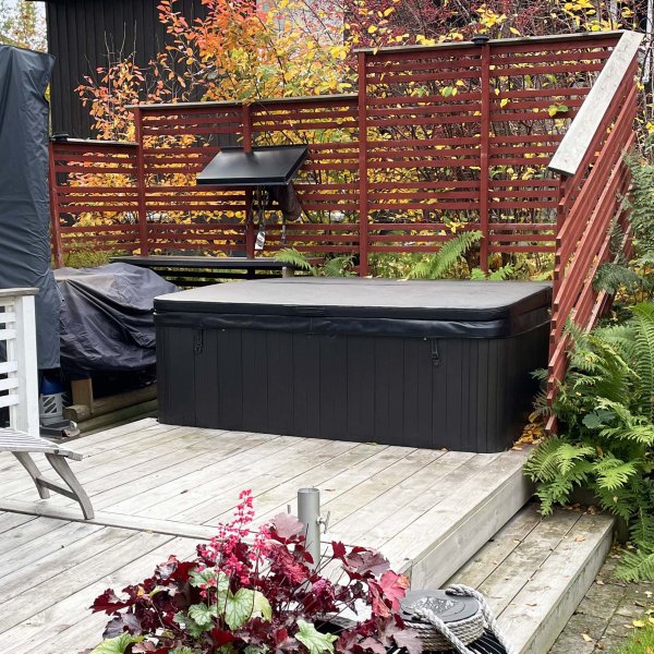 Spabad Karma WiFi - 5 personer | LED-stråler | Lyfco Spabad Karma WiFi - 5 personer | LED-stråler | Lyfco