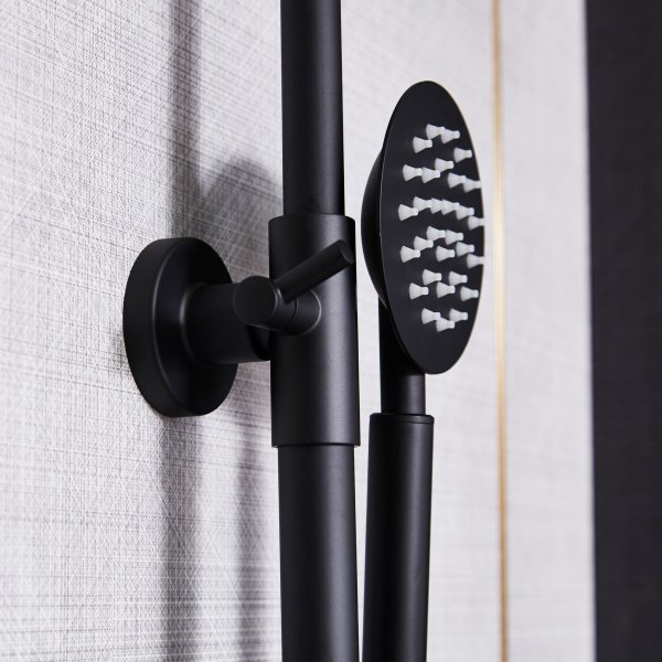 Takdusjsett med termostat svart | �30 cm takdusj, h�nddusj, CC 150/160 mm