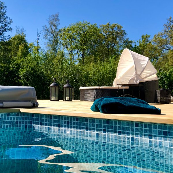 Rund solseng 230 cm | Smart innebygd oppbevaring til puter | Lyfco H�llviken