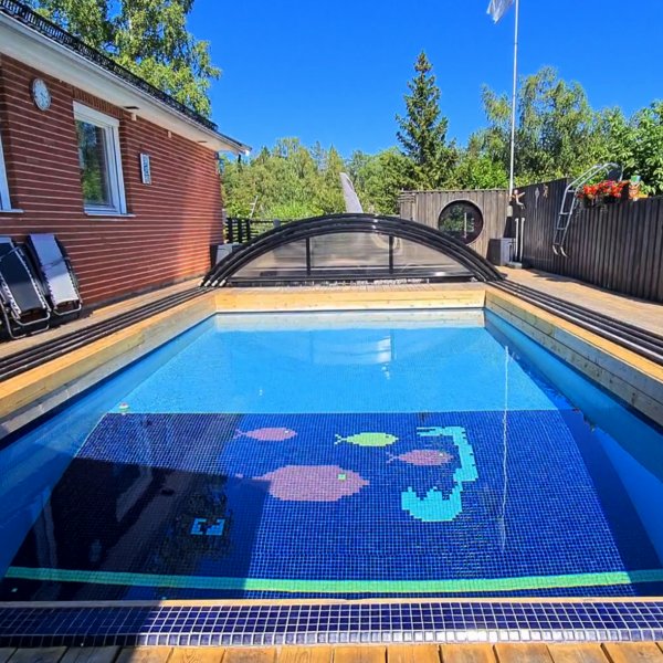 Bassengtak 4x8m med sidod�rr | Solid polykarbonat 4mm | Svart