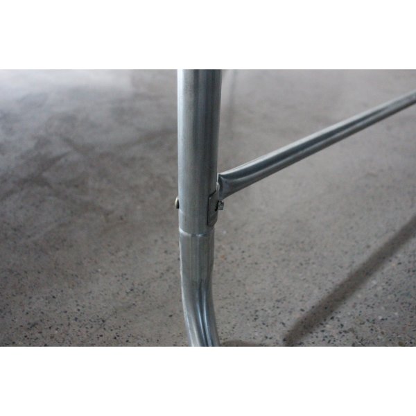 Oval trampoline med sikkerhetsnett | 244 � 396 cm | Svart