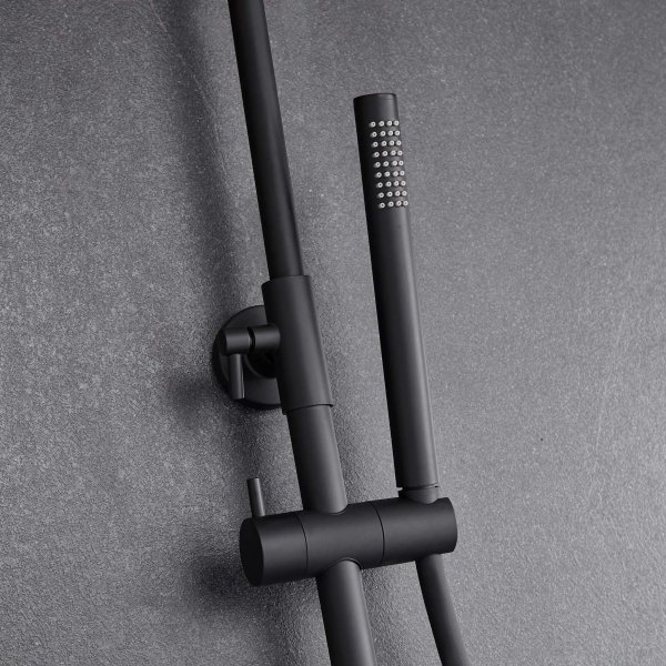 Svart dusjsett med takdusj og hånddusj i avrundet design Svart dusjsett med takdusj og hånddusj i avrundet design