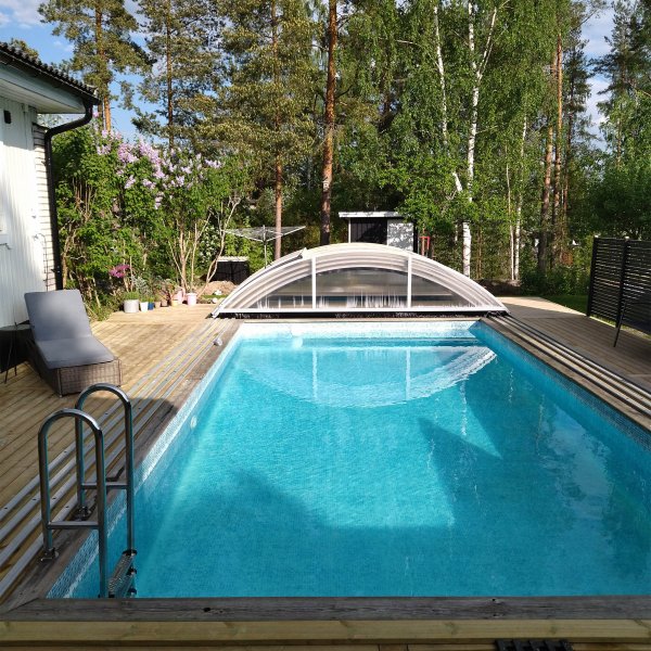 Bassengtak 4x8m med sidedør - Aluminium Bassengtak 4x8m med sidedør - Aluminium